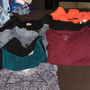 Women’s m/l bundle tops